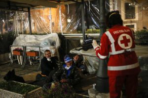 Aiuti agli invisibili, servono altre tende e cucine da campo