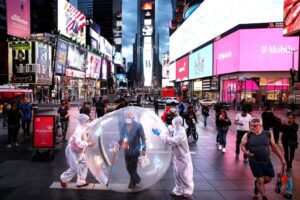 Salvini e Meloni smettano di cercare colpevole del virus, pensiamo a salvarci tutti