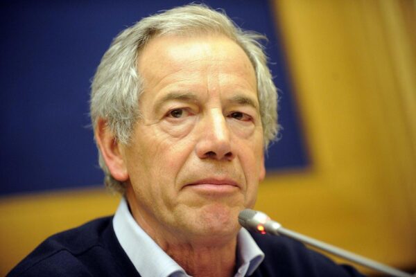 Massacrato dai Pm, è Guido Bertolaso l’uomo che ci può salvare dal Covid-19