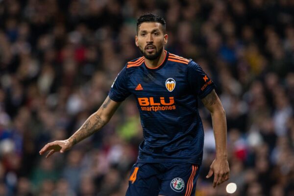 Coronavirus, primo caso in Liga: Garay del Valencia
