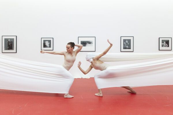 #iorestoacasa, l’arte contemporanea a domicilio per Madre ‘door-to-door’