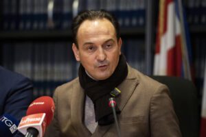 Positivo al Coronavirus il presidente del Piemonte Alberto Cirio