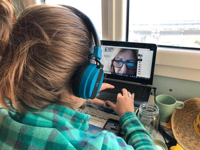 Isolamento e scuola, tutte le difficoltà di una qualsiasi famiglia italiana