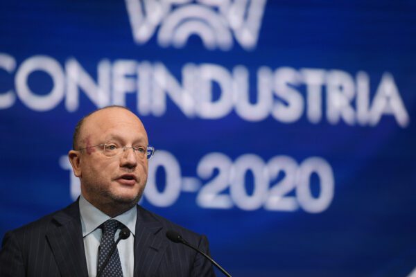 Il ‘De profundis’ di Confindustria per il Coronavirus: “Economia colpita al cuore, Pil a -6%”