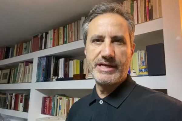 La proposta di Caldoro: “Subito 600 euro a chi ha bisogno. Le coperture ci sono”