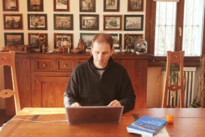 La ‘profezia’ sbagliata di Casaleggio sul Coronavirus e sugli sconvolgimenti del 2020 La ‘profezia’ sbagliata di Casaleggio sul Coronavirus e sugli sconvolgimenti del 2020