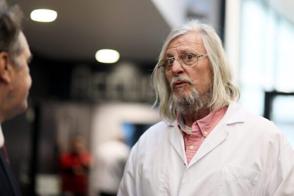 ©PHOTOPQR/NICE MATIN/LE PARC VALERIE ;  ; 02/03/2020 ; VISITE MUSELIER A INSTITIUT HOSPITALO UNIVERSITAIRE MEDITERRANEE INFECTION

 AVEC LE Pr DIDIER RAOULT A MARSEILLE (MaxPPP TagID: maxmatinnews459201.jpg) [Photo via MaxPPP]