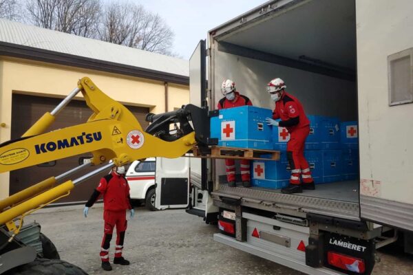Dalla Cina maxi donazione all’Italia di Tocilizumab, l’introvabile farmaco della ‘Cura Ascierto’