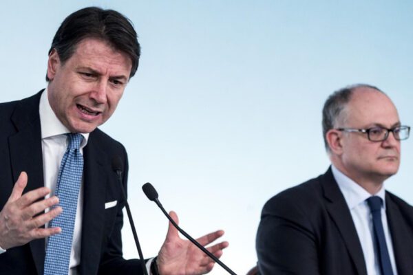 Cosa c’è nel cura Italia: piano per famiglie, scuola e lavoro