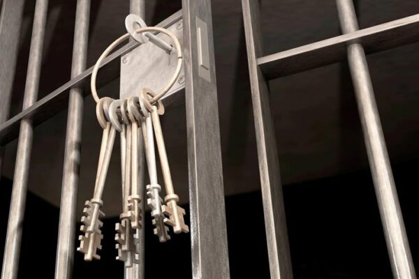 Lo Stato che lascia morire i detenuti è incivile, liberateli Lo Stato che lascia morire i detenuti è incivile, liberateli