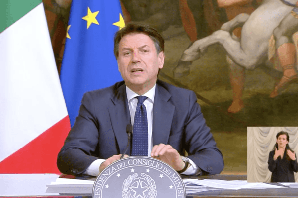 Coronavirus, Conte: “Regioni potranno adottare misure più restrittive”