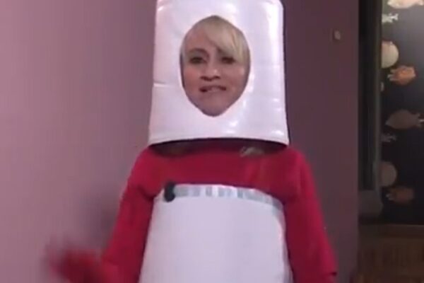 Psicosi coronavirus, Luciana Littizzetto si traveste da ‘Amucona’