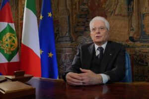 Emergenza Coronavirus, l’appello di Mattarella: “Niente ansia, seguite indicazioni Governo”