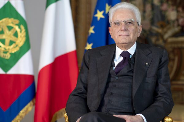 Sovraffollamento carceri, Mattarella conceda grazia di massa come fecero Einaudi e Gronchi