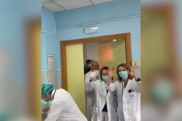 Quei medici ragazzi del ’90 che ci salveranno