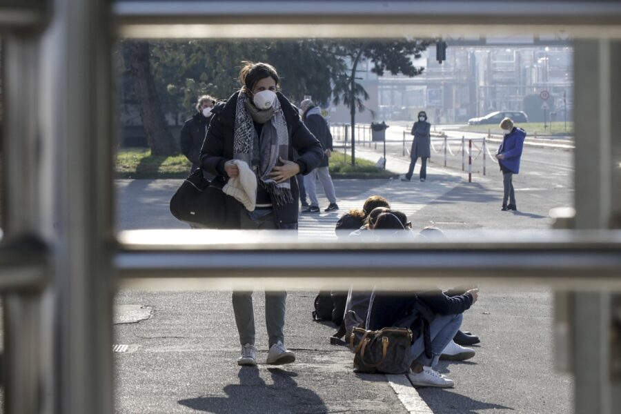 Rivolta dei sindacati contro il decreto: primi scioperi in tutta Italia, mercoledì stop in Lombardia