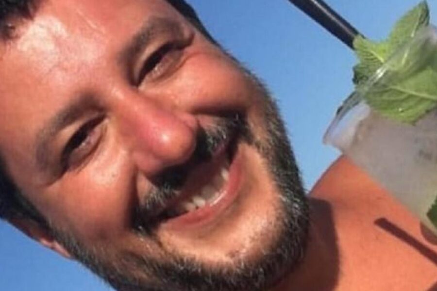 Salvini vergognati, la reazione dei social alla strategia della ‘bestia’ sul Coronavirus: sciacallo