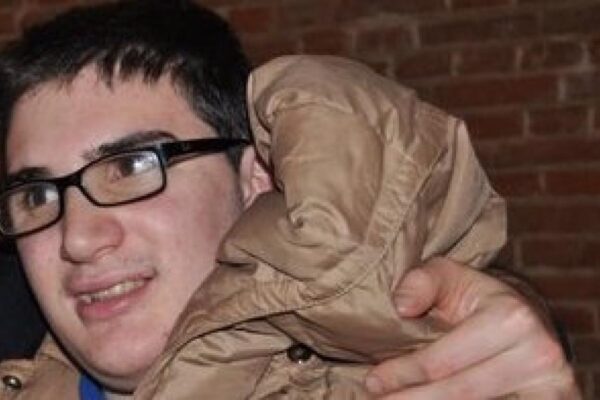 Muore a 26 anni per il Coronavirus, il capo scout Andrea tra le vittime più giovani