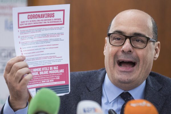 Zingaretti positivo al Coronavirus, haters scatenati: “Muori, a quando il resto del Pd?”