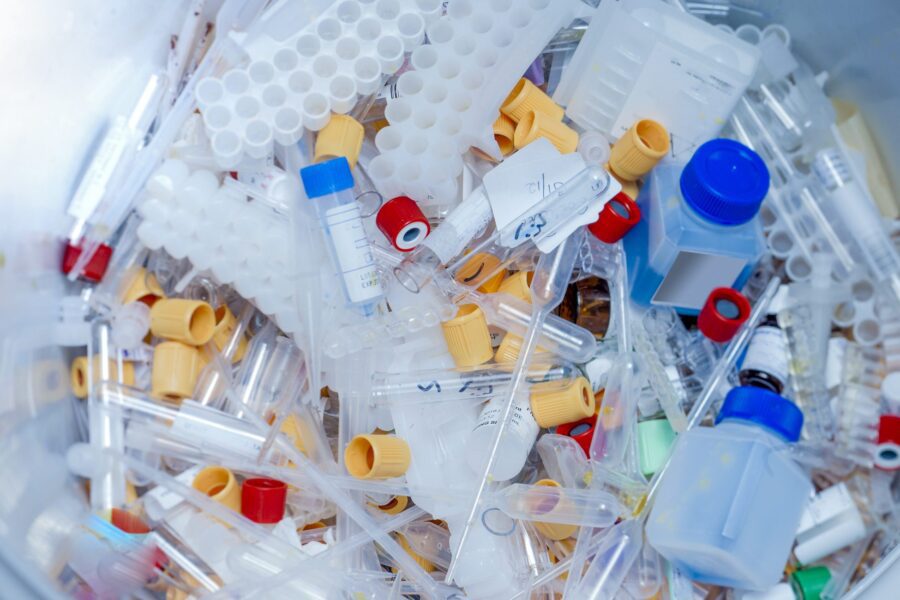 A Napoli è rischio emergenza rifiuti, siti di stoccaggio stracolmi