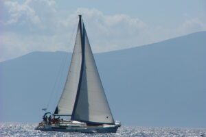 Il grido delle aziende nautiche: “Cantieri aperti o sarà naufragio”