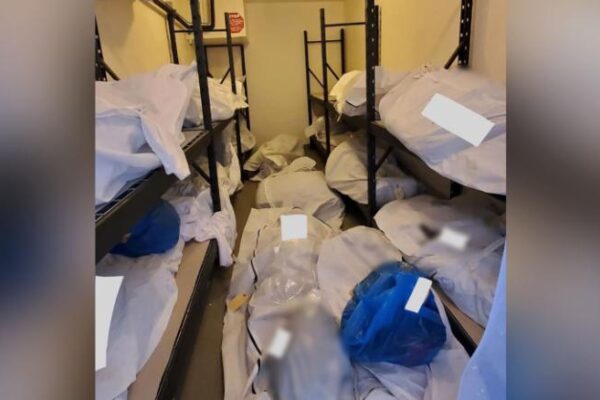 Dramma Coronavirus, cadaveri ammassati in celle frigo o in stanze vuote