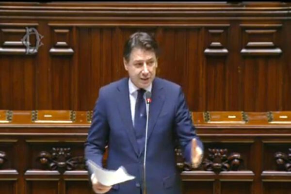 Un frame dalla diretta web alla Camera mostra il presidente del Consiglio, Giuseppe Conte, Roma, 30 aprile 2020. ANSA/WEBTV.CAMERA.IT ++ NO SALES, EDITORIAL USE ONLY ++