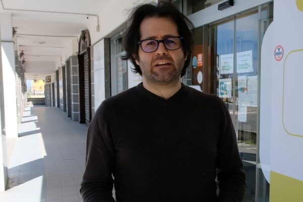 La solidarietà dei farmacisti: “Così aiutiamo le persone ma ne vediamo di tutti i colori”