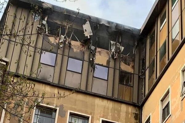 Palazzo di Giustizia va in fiamme, Bonafede se ne frega