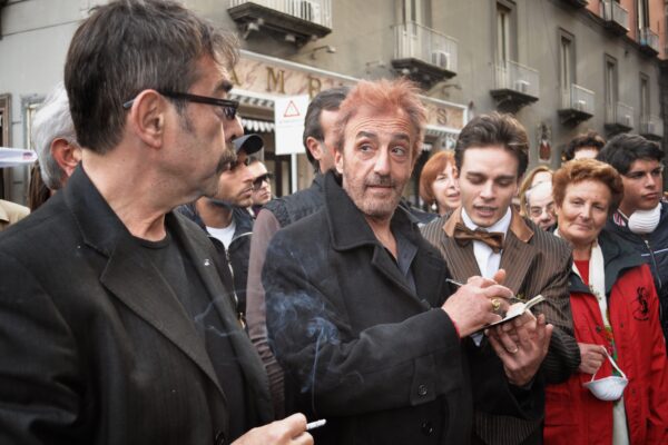 Allarme carceri, online il ‘finto documentario’ di Enrico Caria: “L’Era legale (Come Amore sconfisse Camorra)”