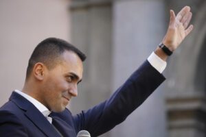 Luigi Di Maio: forte con i deboli, debole con i forti