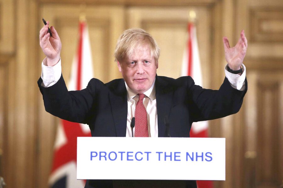 Lo storico Sassoon: “Se Boris Johnson si salva dal Covid, torna più forte di prima”
