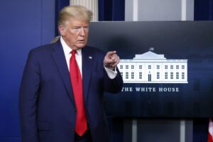 Il presidente Donald Trump in conferenza stampa alla Casa Bianca  (31 marzo 2020, AP Photo/Alex Brandon)