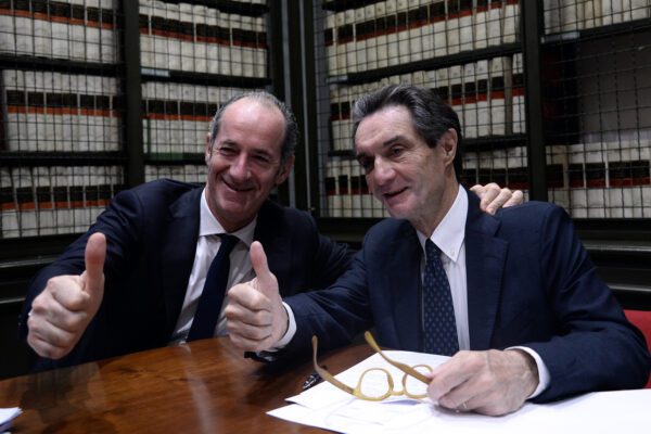 Il governatore del Veneto Luca Zaia e il governatore  della Lombardia Attilio Fontana