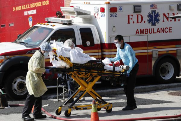 Coronavirus, altri 1.400 morti negli Usa: Trump esclude un nuovo lockdown