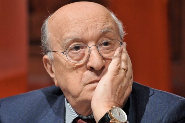 De Mita ricoverato ad Avellino: accertamenti in corso sull’ex presidente del Consiglio