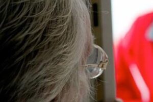 Pasqua col morto, il dramma di Carmela da sola in casa col cadavere del marito