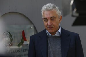 Arcuri distorce la storia paragonando il Coronavirus alla guerra Arcuri distorce la storia paragonando il Coronavirus alla guerra