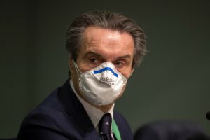 Inchiesta camici, Fontana contro lo show di Report: “Disinformazione, indagato per fornitura gratuita”