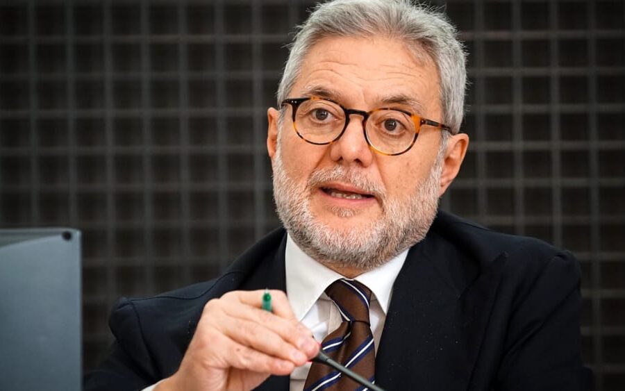 Fondi anti crisi, Melillo: “Piano per controllare conti delle imprese”