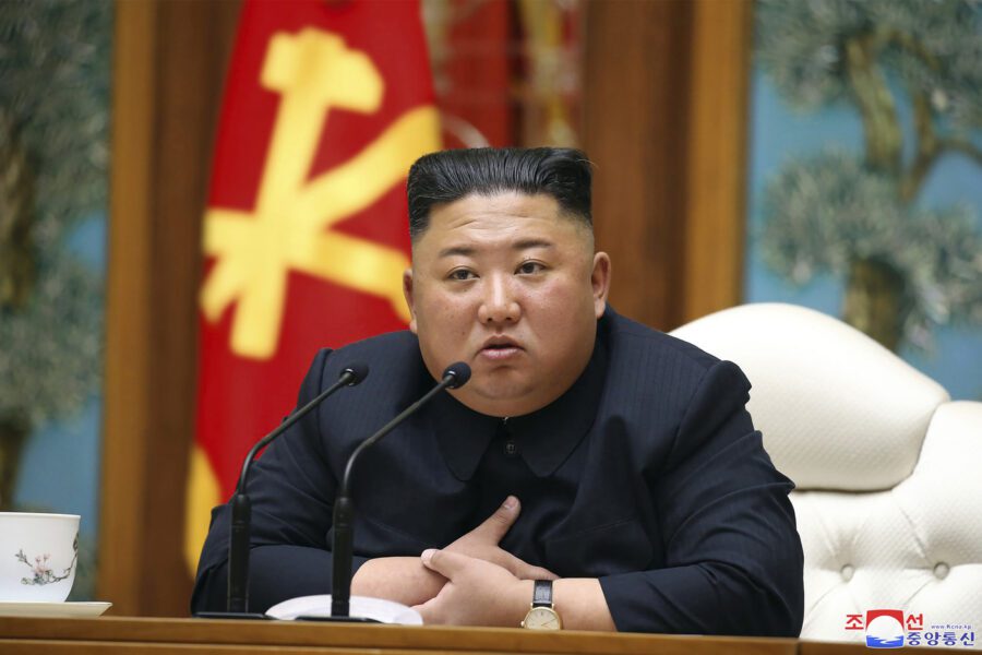 “Kim Jong-Un si è vaccinato con un farmaco cinese”, ma la Nord Corea è ufficialmente covid-free