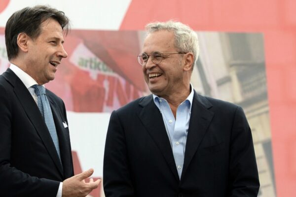 Su Conte Mentana ha ragione, il buon giornalismo non fa mai da cassa di risonanza al potere