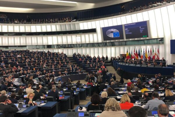 Coerenza e serietà: un appello a chi cambia idea lungo la strada fra Roma e Bruxelles