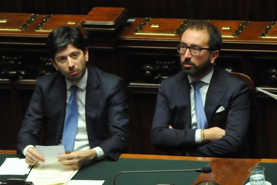 Anche il ministro Speranza, con Bonafede, è responsabile del virus in galera