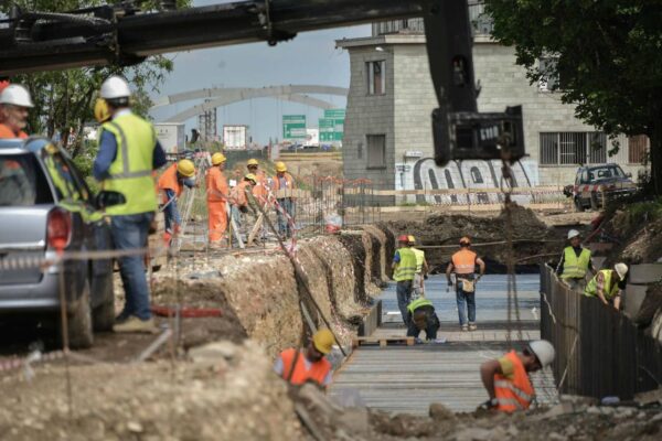 Il circolo vizioso del Comune di Napoli: spende più per i danni che per la manutenzione