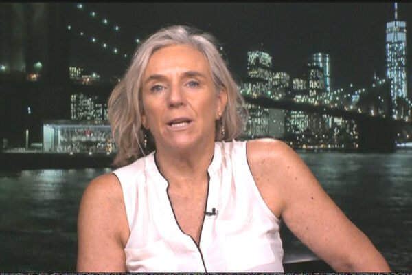 Caso Botteri, per le donne la bellezza è un obbligo che viene da lontano