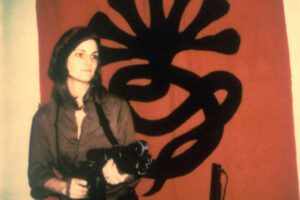 Storia di Patricia Hearst, la miliardaria rapita che divenne gangster e guerrigliera