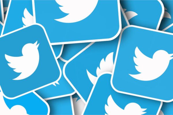 Fleet, cosa sono e come si creano le nuove ‘storie’ di Twitter