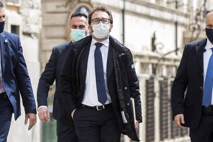 Decreto scarcerazioni voluto da Repubblica e Bonafede, il Fatto in seconda fila a fare il tifo