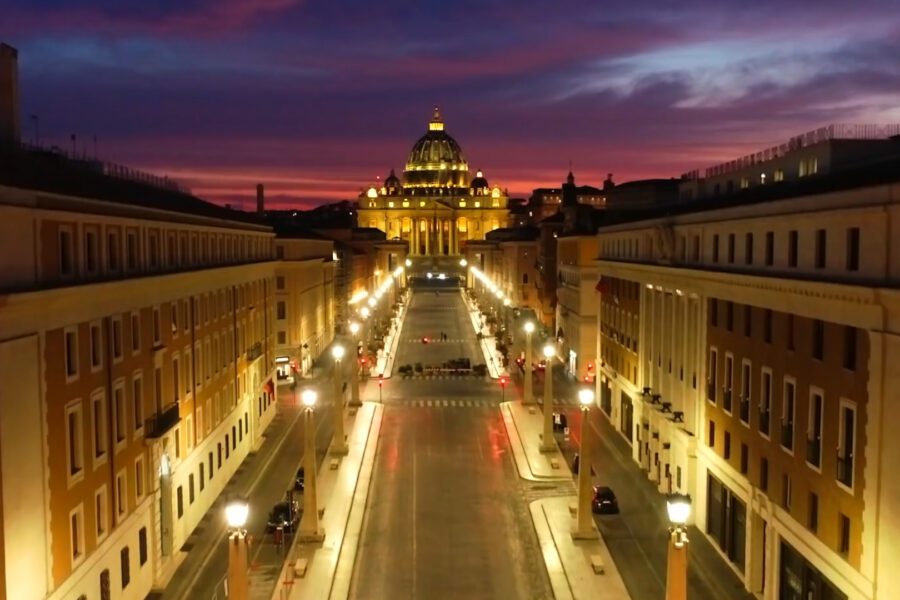 Emergenza Coronavirus, urgente piano aiuti per turismo e arte